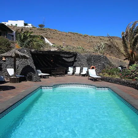 Roco 3 - Grosser Pool, Sauna, Meerblick, Entspannung Fuer 2 Personen *