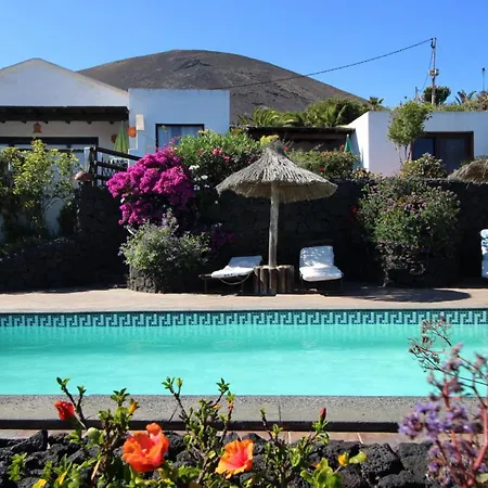 Roco 3 - Grosser Pool, Sauna, Meerblick, Entspannung Fuer 2 Personen * La Asomada (Lanzarote)